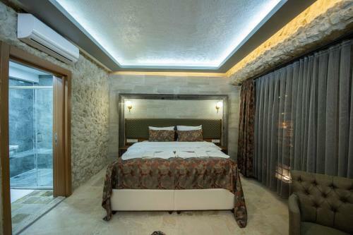 Ahiyan Hotel