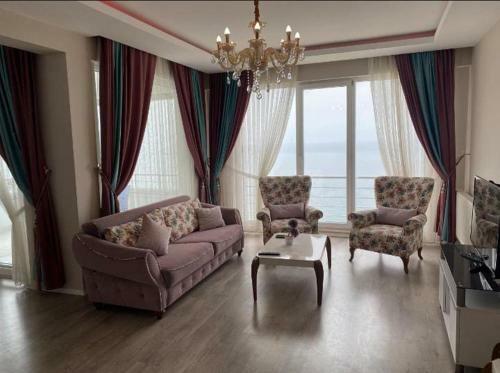 Rahal Yomra Apart