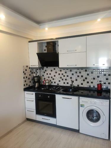Lovely 1 Bedroom Apartment With Swimming Pool
