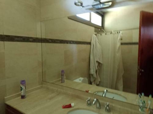 Villa Hermosa Casa Moderna Con Pileta Y Seguridad