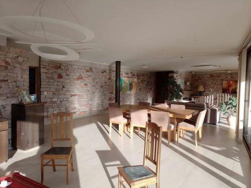 Villa Hermosa Casa Moderna Con Pileta Y Seguridad
