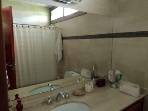 Villa Hermosa Casa Moderna Con Pileta Y Seguridad