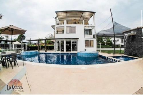 Villa Quinta Boutique By Yeison Jim�nez
