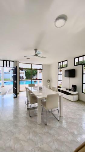 Hermosa Casa Vacacional De Descanso Privada