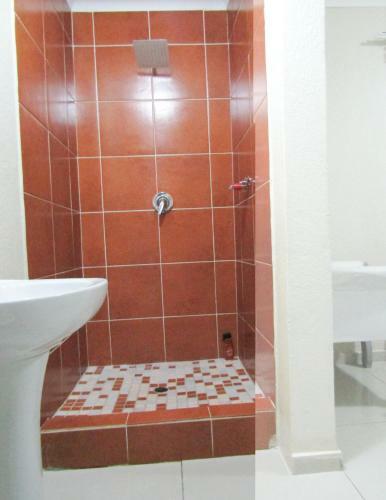 Hostal Khaya Guesthouse