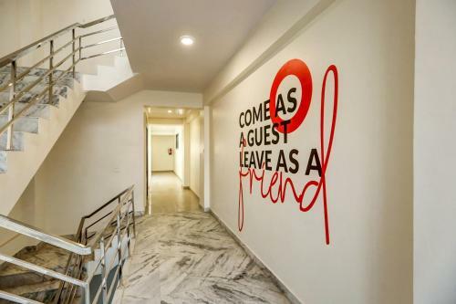 Hotel Collection O 45853 Sr Inn Awas Vikas