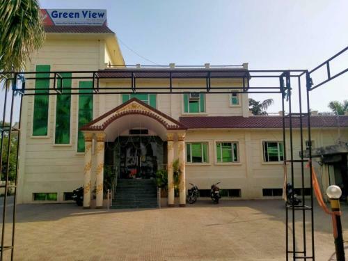 Hotel Oyo 91129 Green View Resort