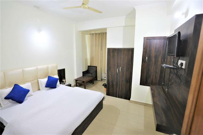 Mahadev Hotel And Resorts
