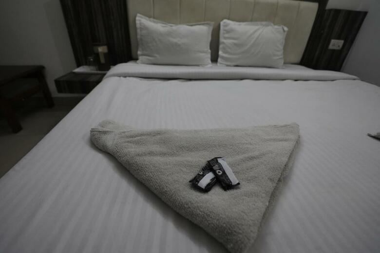 Mahadev Hotel And Resorts