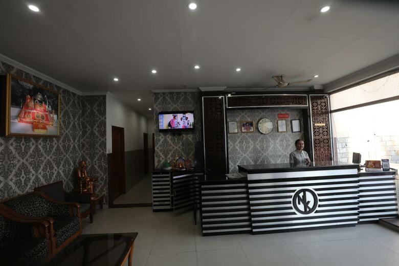 Mahadev Hotel And Resorts