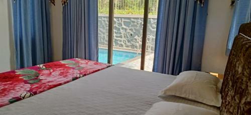Villa Gandhi Mention