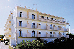 Anibal Hostal