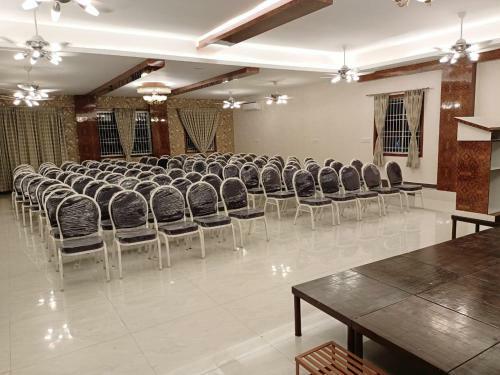 Hotel Nagas Inn By Unicorn