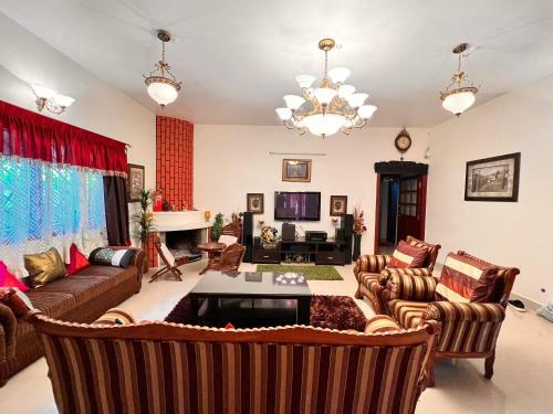 Hostal Lakshmi Illam Guesthouse