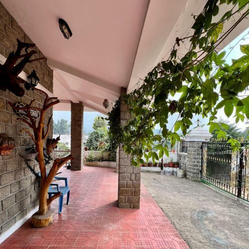 Hostal Lakshmi Illam Guesthouse
