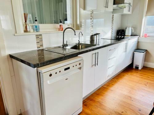 Gracebell - Pet Friendly Wifi Available