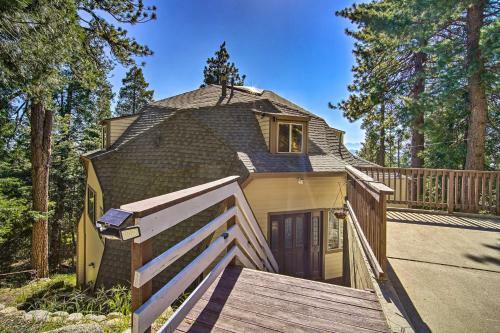 Modern Dome-shaped Cabin With Deck And Mtn Views