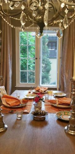 Hollywood Regency Luxury Boutique Home Denver Center