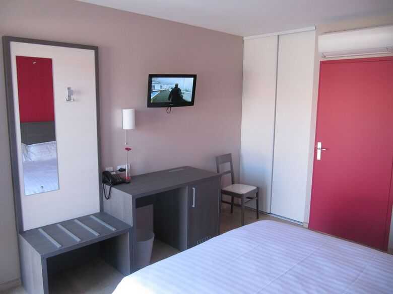 Hotel H�tel Cantal Cottages