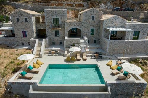 Aris-apea Villas