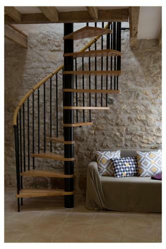 Domaine De La Grange Aux D�mes
