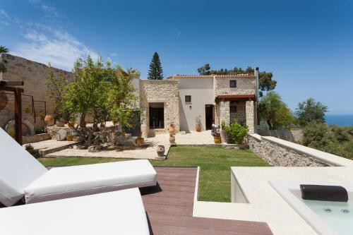Ali Vafi Luxury Villa With Jacuzzi And Pool