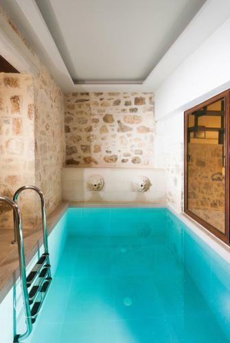 Ali Vafi Luxury Villa With Jacuzzi And Pool