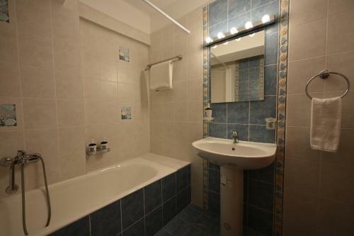 Hostal New Times Seafront Hotel Apartments Melissi