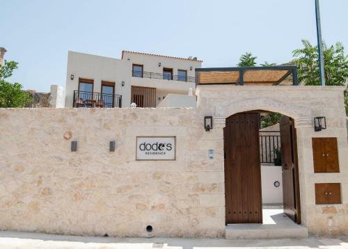 New Stylish Villa With Heated Pool & Jacuzzi!