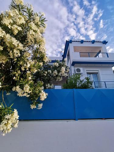 Seaside Sicci Villa Near The Airport