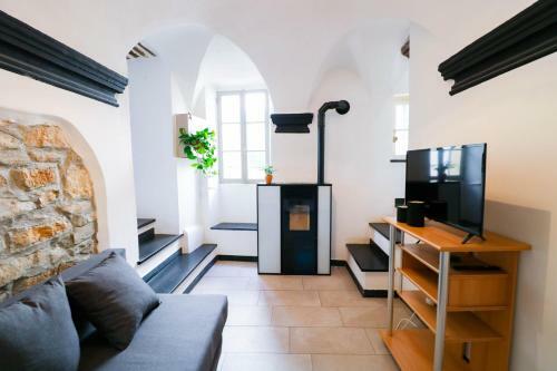 Apartamento [castellaro Mare E Cielo] - Golf - Spiagge - Montagne
