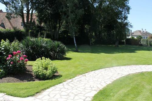 Hotel Le Relais De Montigny