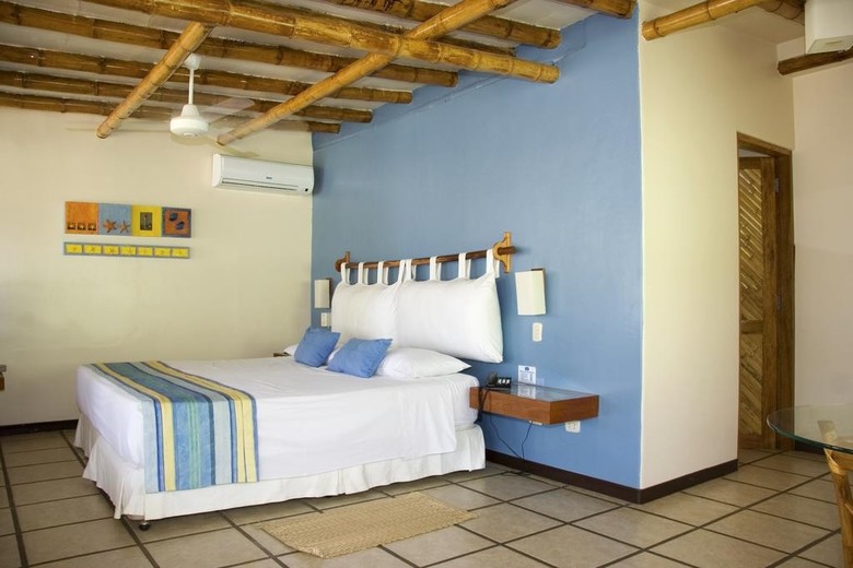Hotel Punta Sal Suites & Bungalows Resort