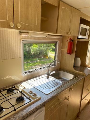 Leuk Chalet Gelegen 250 M Van Het Dwingelerveld.