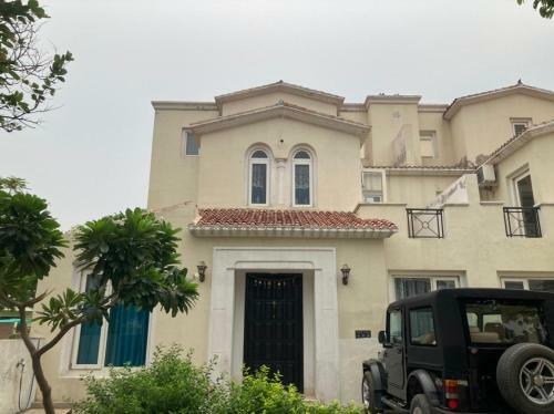 Deep's Villa