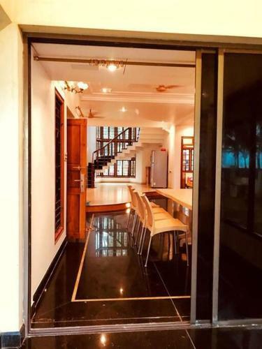 Sai?s Luxury Sea View Villa