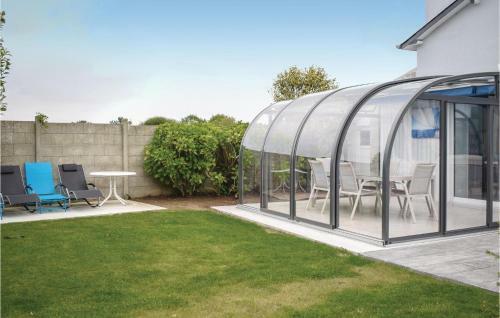 Holiday Home Plurien H-666