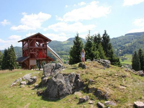 Holiday Home Les Chalets Des Ayes Le Thillot IV