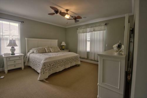 37556 Leisure Dr