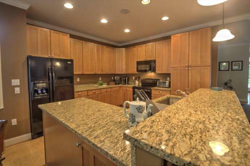 37556 Leisure Dr