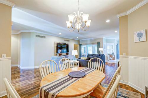 Keys Of Marsh Harbor 20246 Whitehead Cir