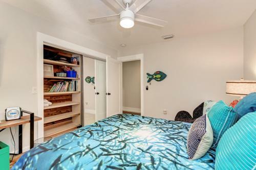 My Private Beach - 826a S Bay