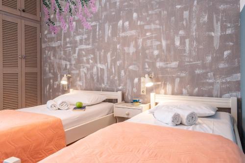 Dimitra's Garden - Holiday Apartments
