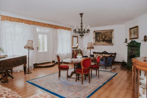 Jantar Apartamenty Stary Dworek