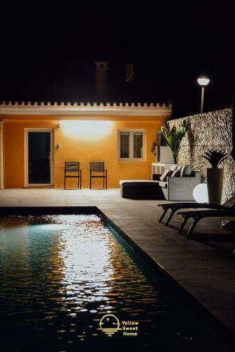 Yellow Sweet Home - Beatriz