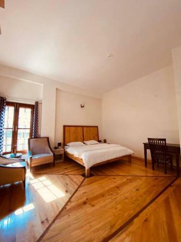 Cliffside Manor, Satkhol, Mukteshwar By Earthaa Escapes