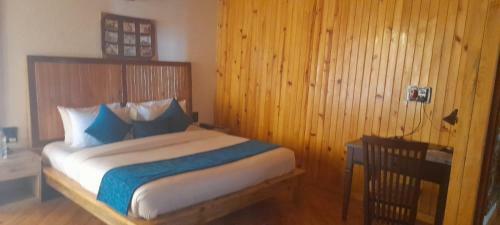 Cliffside Manor, Satkhol, Mukteshwar By Earthaa Escapes