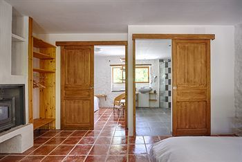 Bed & Breakfast Domaine De Fraisse