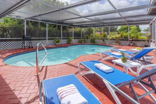Gorgeous 3 Bdr, Amazing Bbq Area, Pool And More