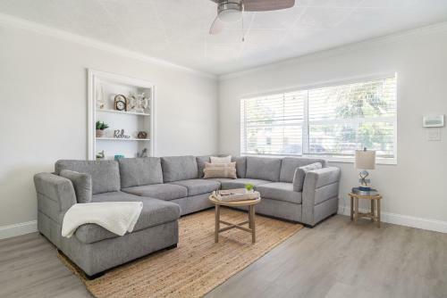 Resort Style Home W/ Pool Mins To Beach & Delray